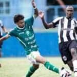 Lance do jogo entre Goiânia x Luverdense. Imagem: @basquiatjpg