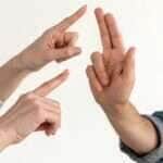 Inclusão pela comunicação: Central de libras atende 65 mil pessoas em Mato Grosso