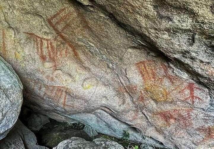 Rio de Janeiro (RJ) 07/04/2025 - Pesquisas das pinturas rupestres no PNI. Foto: Concessionária Parquetur/PNI/Divulgação