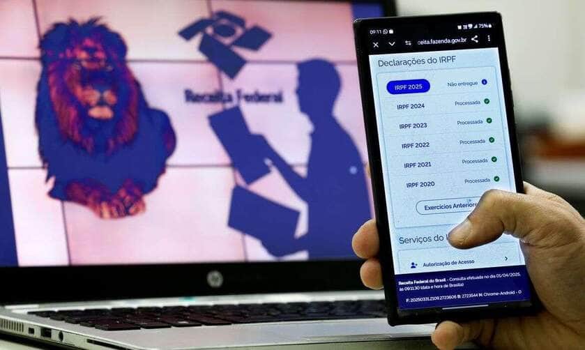 Brasília (DF), 01/04/2025 - IR 2025: Declaração pré-preenchida é liberada com previsão de 57% de adesão. A expectativa é que a ferramenta seja usada para mais da metade das declarações enviadas em 2025.
Foto: Joédson Alves/Agência Brasil