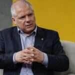 Brasília (DF), 04/01/2024, Alessandro Stefanutto, presidente do INSS, durante entrevista no programa Brasil em Dia, nos estúdios da EBC.  Foto: Rafa Neddermeyer/Agência Brasil