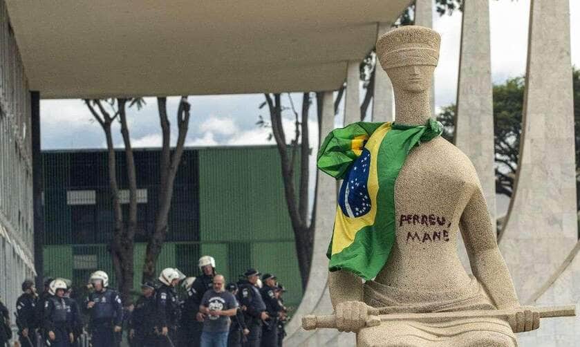 Brasília (DF), 29/03/2025 - Mulher que pichou estátua do STF deixa prisão
Foto: Joédson Alves/Agência Brasil/Arquivo