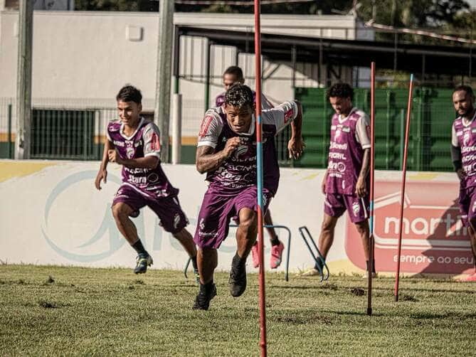 Luverdense x Ceilândia ao vivo; duelo de líderes e invictos na Série D. Imagem: @kaylanfotografia