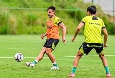 América x Atlético-GO: onde assistir, escalações e tudo sobre o duelo da Série B. Imagem: Mourão Panda/América-MG