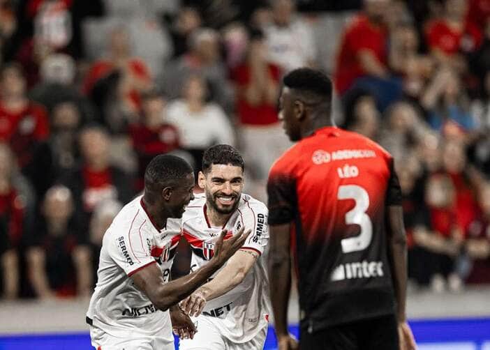 Botafogo-SP x Athletic: Onde assistir, escalações e prognóstico do confronto decisivo na Série B. Imagem: Botafogo-SP