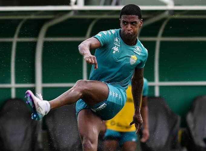 CRB x Cuiabá: onde assistir, escalações e tudo sobre o duelo de invictos na Série B. Imagem: AssCom Dourado