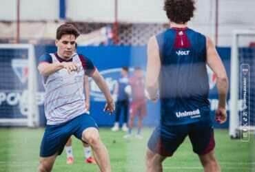 Fortaleza x Colo-Colo: onde assistir, escalações e o clima quente do confronto pela Libertadores. Imagem: Facebook Fortaleza