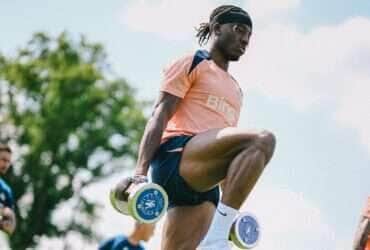 Clássico em Stamford Bridge: onde assistir Chelsea x Manchester United ao vivo, escalações e detalhes do confronto. Imagem: Divulgação Chelsea