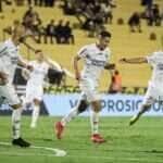 Ferroviária x Avaí: Onde assistir ao vivo, horário e escalações do duelo eletrizante da Série B. Imagem: Divulgação Ferroviária