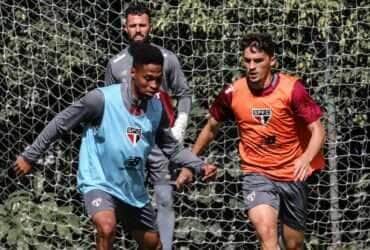 São Paulo x Grêmio: onde assistir, escalações e tudo sobre o duelo no Morumbi pelo Brasileirão. Imagem: Rubens Chiri/SPFC