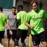 Real Betis x Valencia: onde assistir ao vivo, prováveis escalações e tudo sobre o jogo da La Liga. Imagem: Divulgação Betis