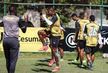 Volta Redonda x América-MG: onde assistir, escalações e tudo sobre o duelo decisivo da Série B. Imagem: Voltaço