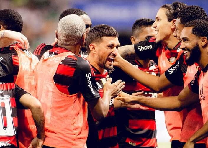 Flamengo x Deportivo Táchira: Onde assistir ao vivo e as escalações para o confronto decisivo na Libertadores. Imagem: CR Flamengo