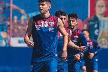 Racing x Fortaleza: Onde assistir, escalações e tudo sobre o confronto decisivo na Libertadores. Imagem: Renan Ferreira/Fortaleza