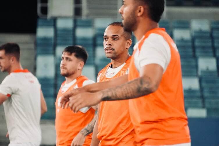 Vila Nova x Novorizontino: onde assistir, prováveis escalações e tudo sobre o duelo direto pelo G-4 da Série B. Imagem: Divulgação Vila Nova