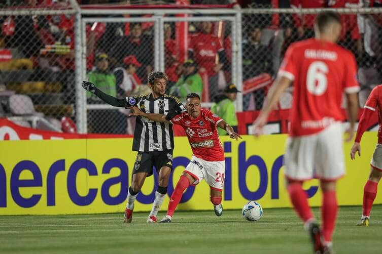 Atlético-MG x Cienciano: Onde assistir, escalações e tudo sobre o duelo decisivo pela Sul-Americana. Imagem: Pedro Souza/Atlético