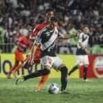 Puerto Cabello x Vasco: saiba onde assistir, escalações e detalhes do confronto decisivo na Sul-Americana. Imagem: Matheus Lima/CR Vasco