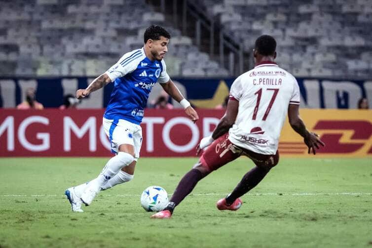 Mushuc Runa x Cruzeiro: onde assistir ao vivo, escalações e tudo sobre o jogo decisivo da Sul-Americana. Imagem: Gustavo Aleixo/Cruzeiro