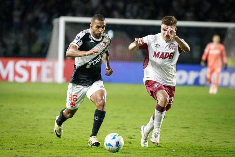 Lanús x Vasco: onde assistir, escalações e tudo sobre o duelo decisivo pela Copa Sul-Americana. Imagem: Matheus Lima/CR Vasco