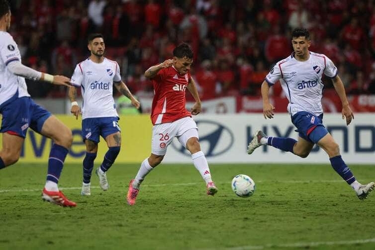Saiba onde assistir Nacional x Inter hoje pela Libertadores e confira as escalações. Imagem: Ricardo Duarte/SCI