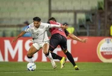 Atlético-MG x Caracas: onde assistir, escalações e tudo sobre o jogo decisivo da Sul-Americana. Imagem: Pedro Souza/Atlético