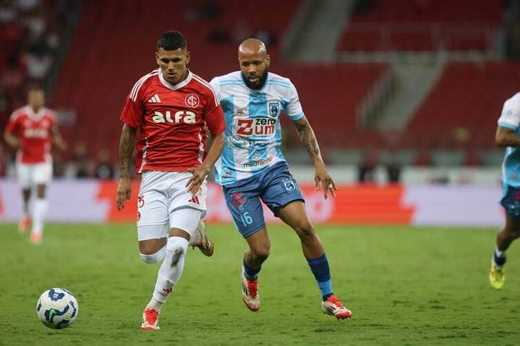 Inter encara o Maracanã-CE em jogo decisivo da Copa do Brasil: onde assistir e escalações. Imagem: Ricardo Duarte/SCI