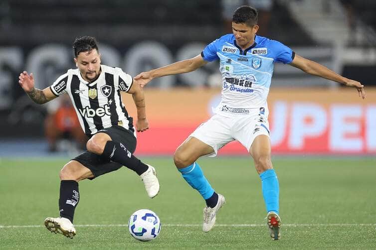 Capital x Botafogo: onde assistir, escalações e tudo sobre o duelo da Copa do Brasil. Imagem: Vitor Silva/BFR