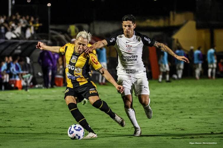 Corinthians x Novorizontino: onde assistir, escalações e tudo sobre o confronto decisivo da Copa do Brasil. Imagem: Higor Basso/Novorizontino