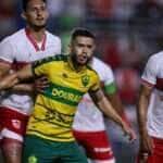 Lance de CRB x Cuiabá. Imagem: AssCom Dourado