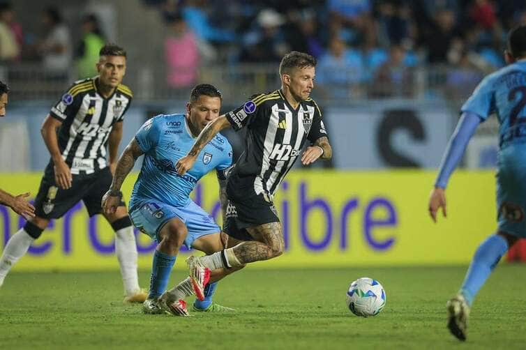 Lance de Iquique x Atlético-MG. Imagem: Pedro Souza/Atlético