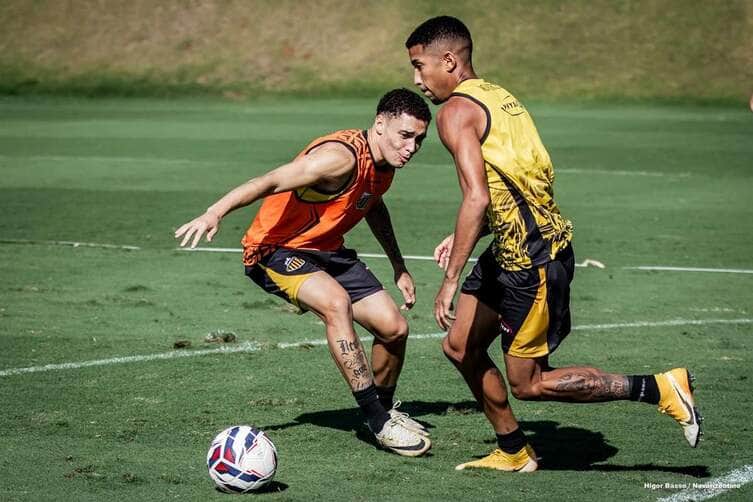 Athletic x Novorizontino: Onde assistir ao vivo, escalações e tudo sobre o confronto na Série B. Imagem: Hygor Basso/Novorizontino