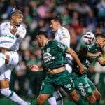 Lance do jogo entre Chapecoense x Cuiabá. Imagem: AssCom Dourado