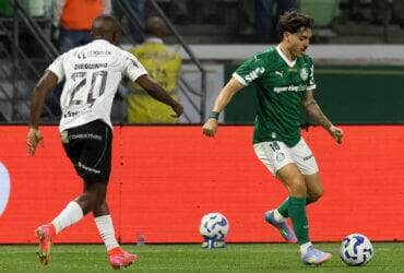 Palmeiras x Flamengo: onde assistir, prováveis escalações e como chegam os líderes do Brasileirão 2025. Imagem: Cesar Greco/Ag. Palmeiras