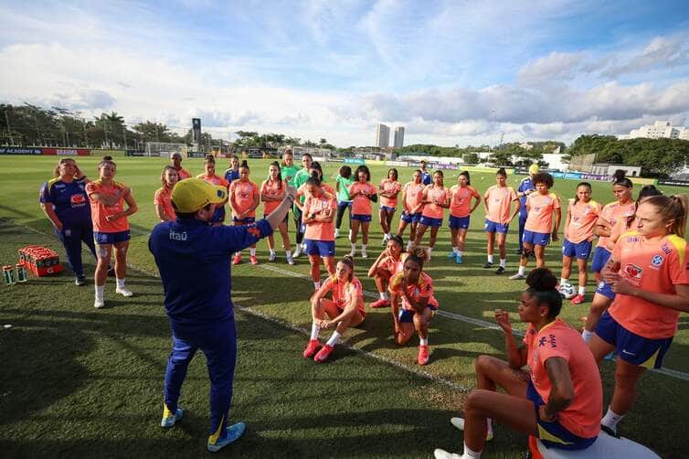 Brasil x Japão: onde assistir ao amistoso, prováveis escalações e tudo sobre o jogo!. Imagem: Lívia Villas Boas / CBF