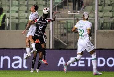 Lance do jogo entre Athletic x Cuiabá. Imagem: AssCom Dourado