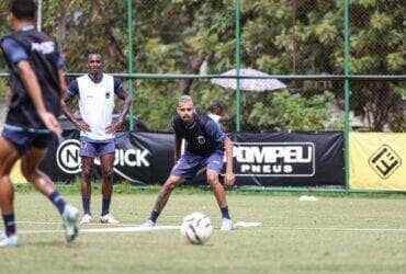 Volta Redonda x Amazonas: Onde assistir, escalações e tudo sobre o duelo decisivo na Série B. Imagem: @ecacrescimos COMKT-VRFC