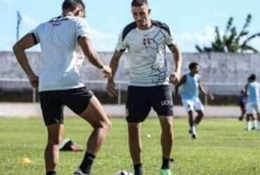 Santa Cruz x América-RN: duelo decisivo pela liderança da Série D agita o Arruda. Imagem: @evelynfotografiass