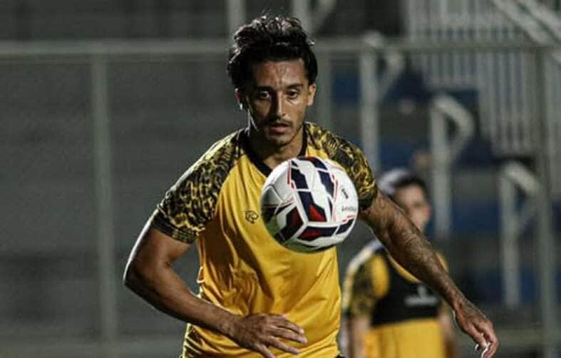 Amazonas x CRB: onde assistir e escalações da partida pela Série B 2025. Imagem: @joaonormandoc AMFC