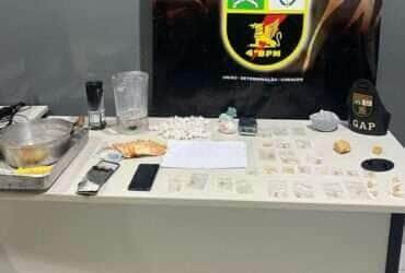 Acoes em Varzea Grande resultam na prisao de cinco por trafico e apreensao de 120 porcoes de drogas -CenárioMT