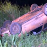 Carro capota em Mato Grosso ao desviar de caminhão sem sinalização na MT-423
