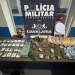 Cavalaria da PM prende nove suspeitos por tráfico, roubo e abandono de incapaz em Mato Grosso