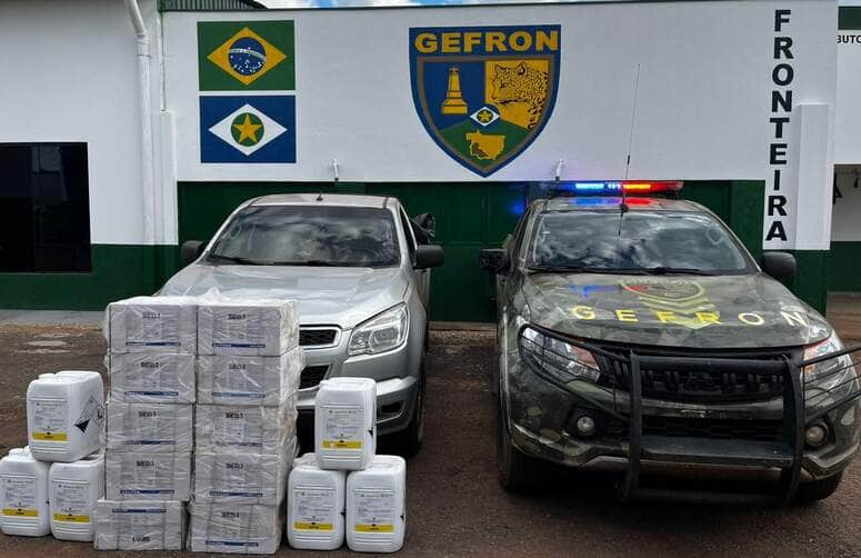Gefron intercepta carga de agrotóxico ilegal avaliada em R$ 100 mil na fronteira de Mato Grosso