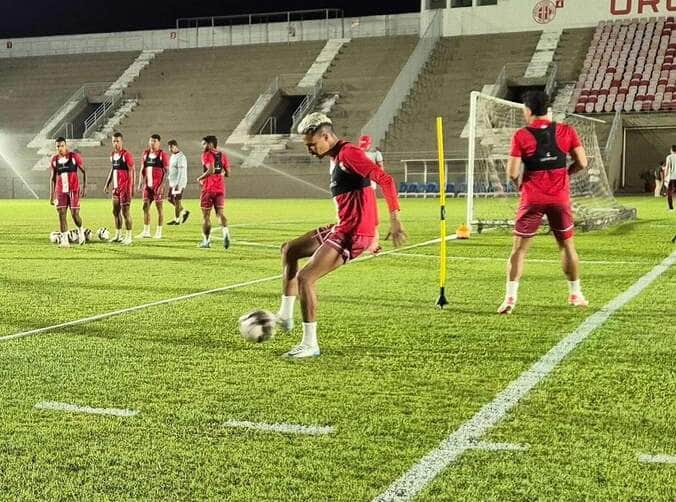 Santa Cruz x América-RN: duelo decisivo pela liderança da Série D agita o Arruda. Imagem: Hugo Monte AFC