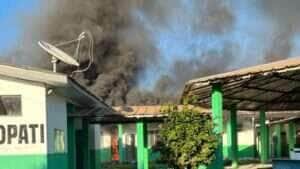 Incêndio destrói ala de salas de aula na Escola Valmor Coparde, em Sinop; vice-prefeito manifesta pesar