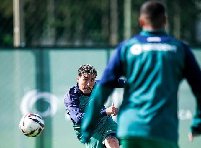 Coritiba x América-MG: Onde assistir, escalações e tudo sobre o duelo pela Série B. Imagem: JP Pacheco/Coritiba