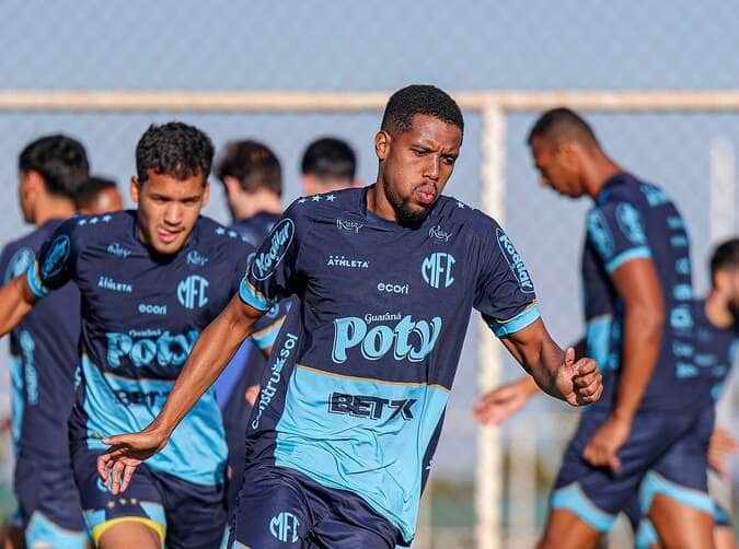 Internacional x Mirassol: onde assistir, escalações e expectativas para o confronto no Beira-Rio. Imagem: JP Pinheiro Agência Mirassol