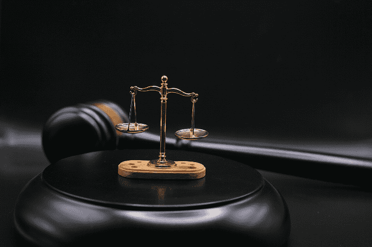 Justiça de Cuiabá recebe denúncia por homicídio de morador de rua