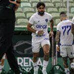 Paysandu x Goiás ao vivo: onde assistir, escalações e palpites para o duelo decisivo na Série B. Imagem: Matheus Vieira Paysandu
