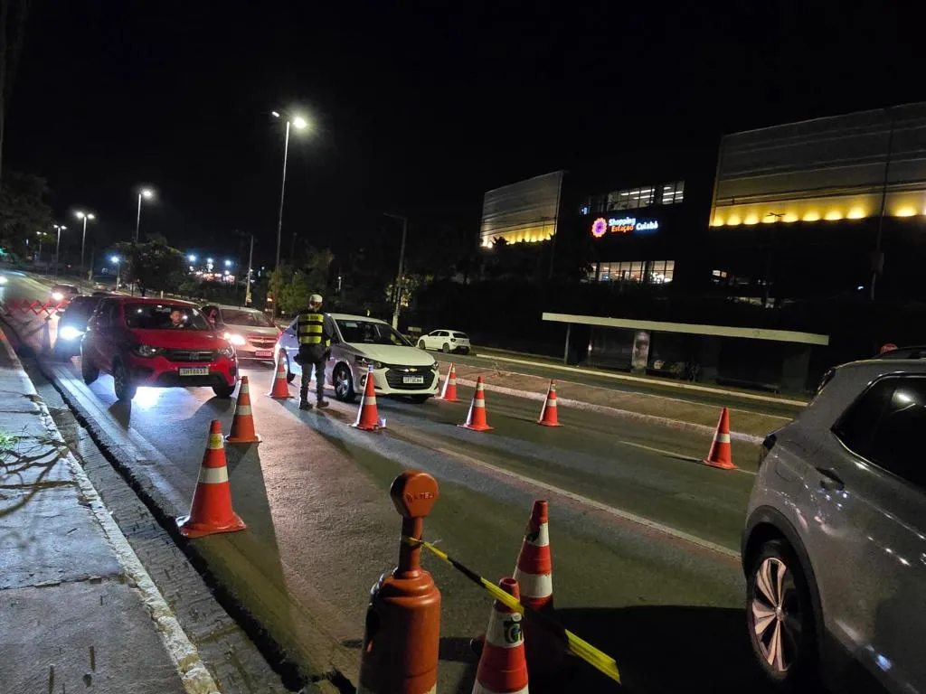 Operações Lei Seca prendem sete motoristas e removem 46 veículos em Cuiabá