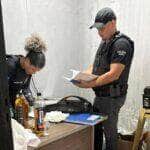 Mandados foram cumpridos em Rondonópolis, Cuiabá, Lucas do Rio Verde e Sorriso. Criminosos fraudavam compras em nome de vítimas e revendiam produtos no comércio local